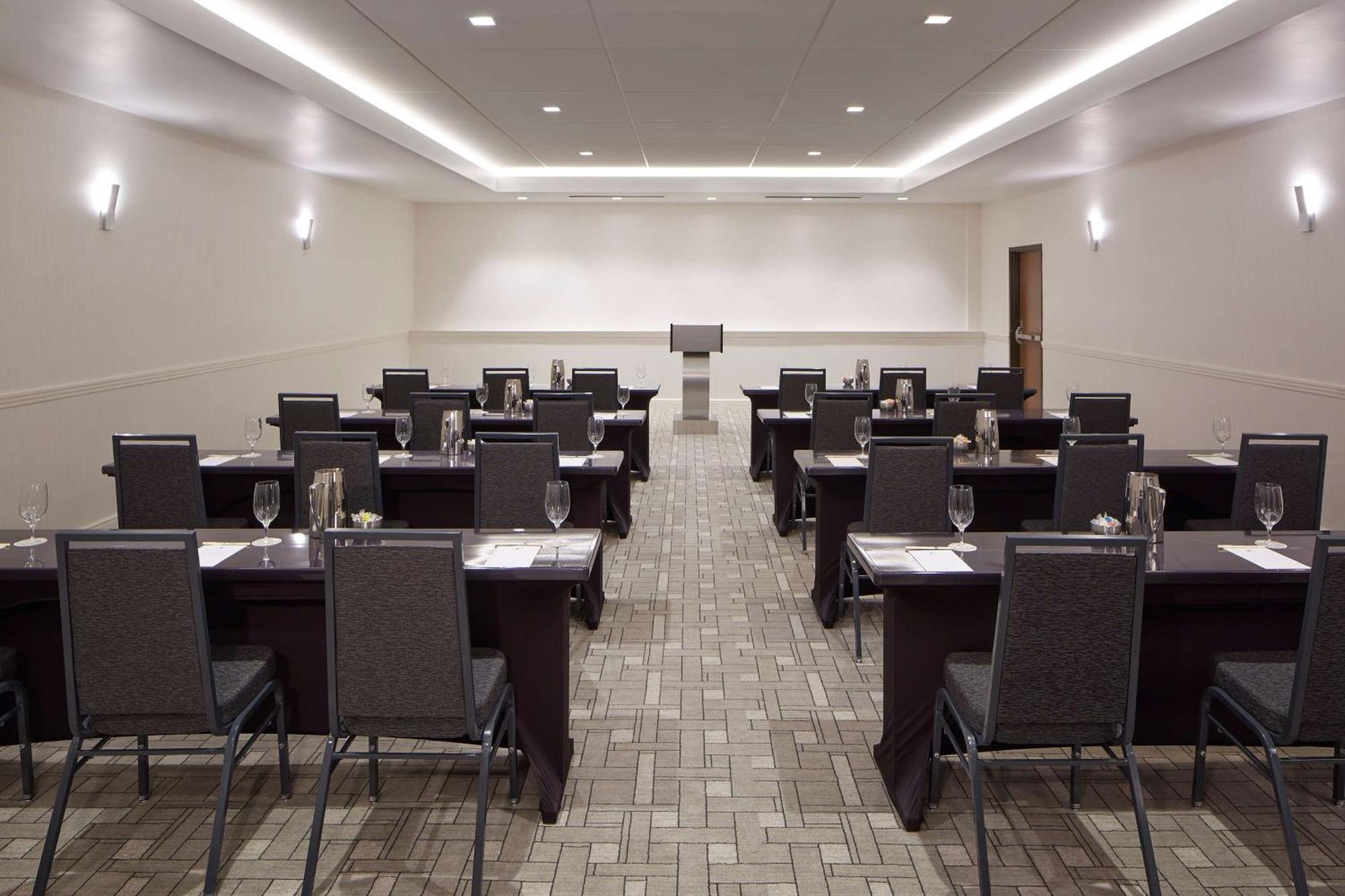 Doubletree By Hilton Atlanta Perimeter Dunwoody Hotel Exterior foto